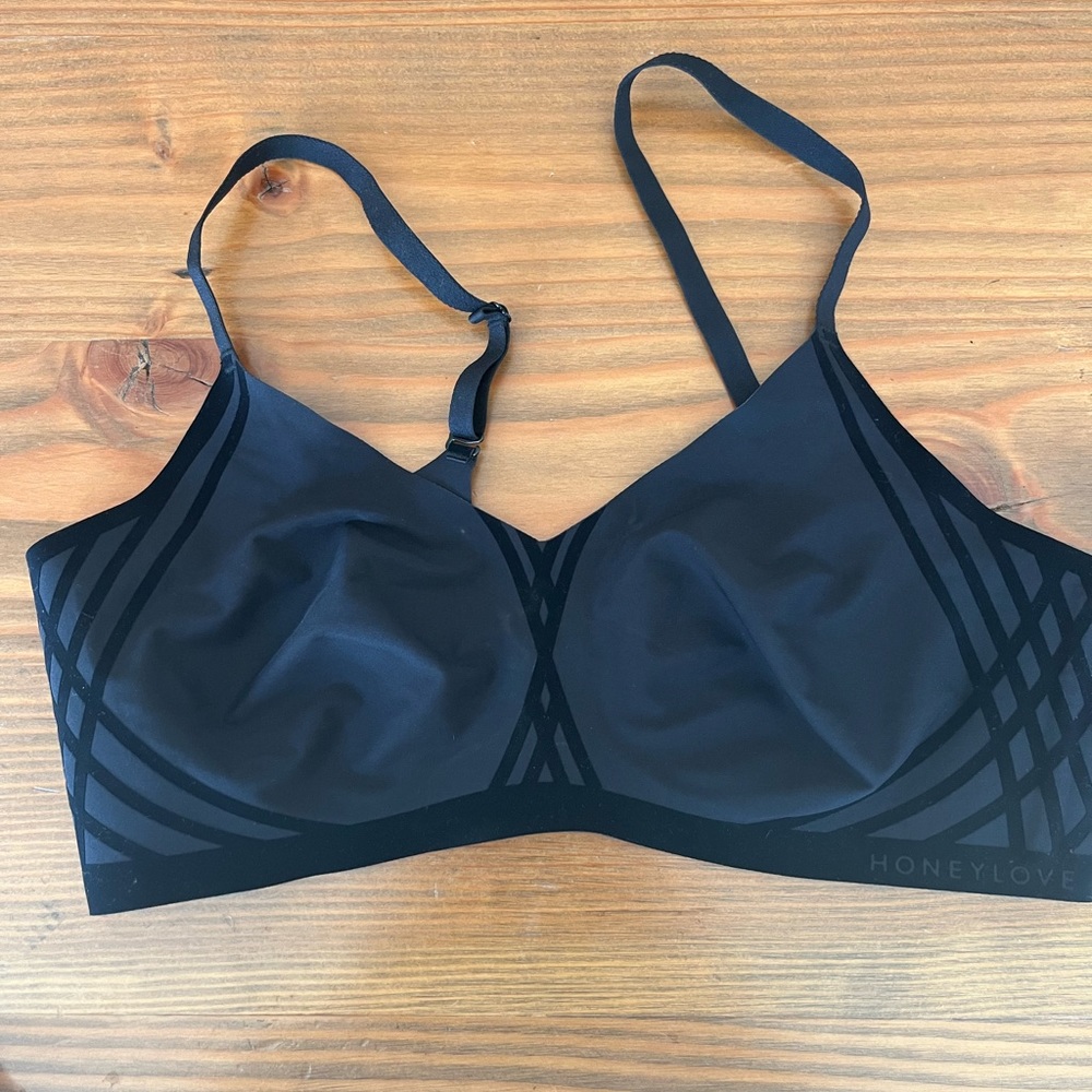 NWOT - Honeylove bra